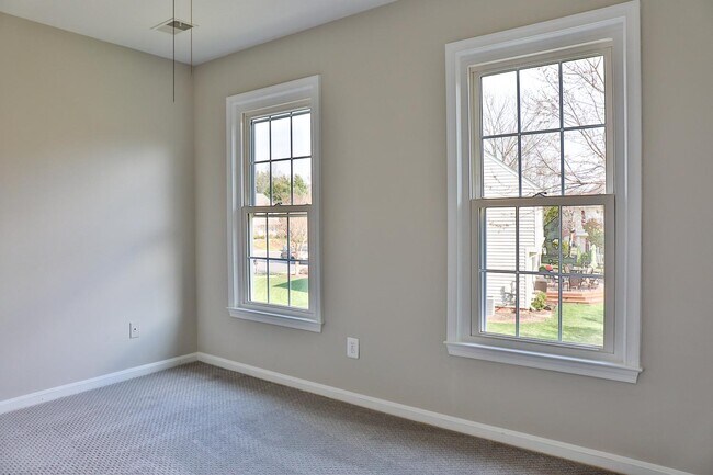 Building Photo - 5423 Rilian Ct