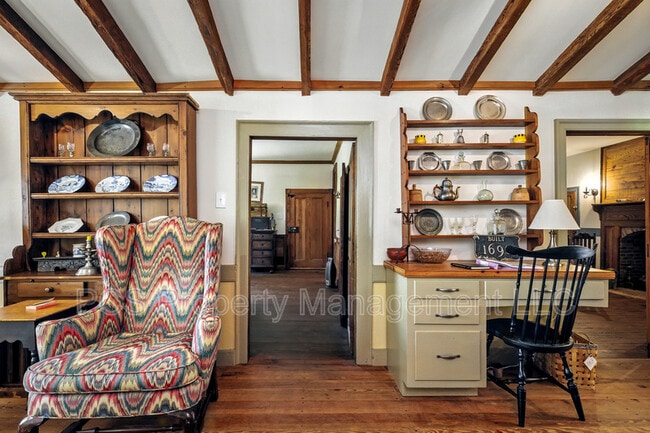 Building Photo - 11826 Colonial Trail W