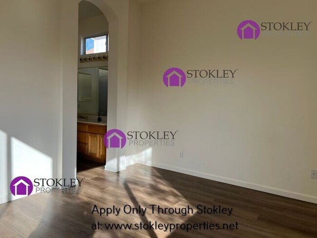 Building Photo - 2133 Bluerock Cir