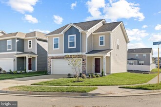 Building Photo - 100 Gossard Wy