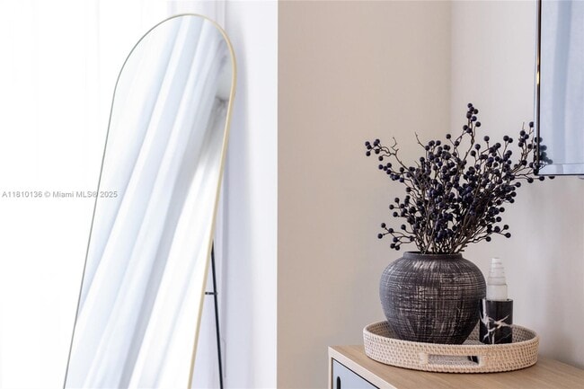 Building Photo - 159 NE 6th St