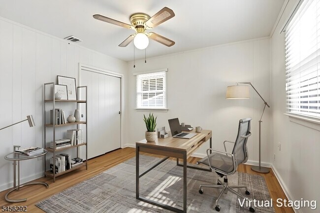Building Photo - 518 Orchard Pl