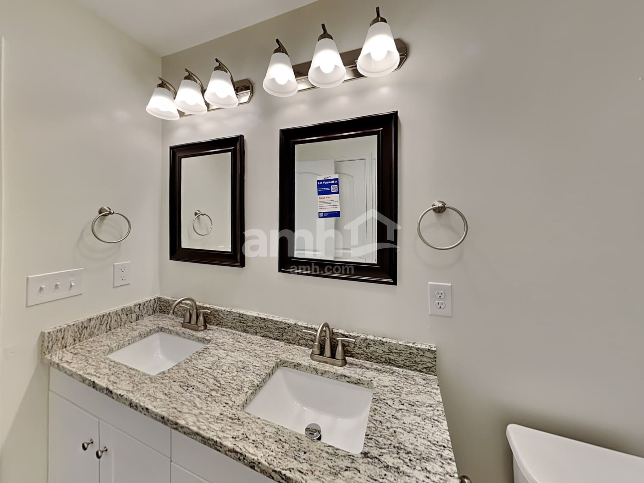 Building Photo - 25 Stoney Bluff Way