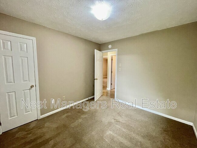 Building Photo - 103 Peregrine Pl