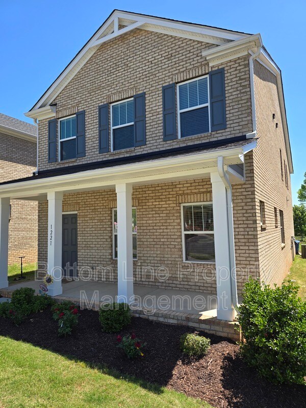 Building Photo - 1221 Colgher St