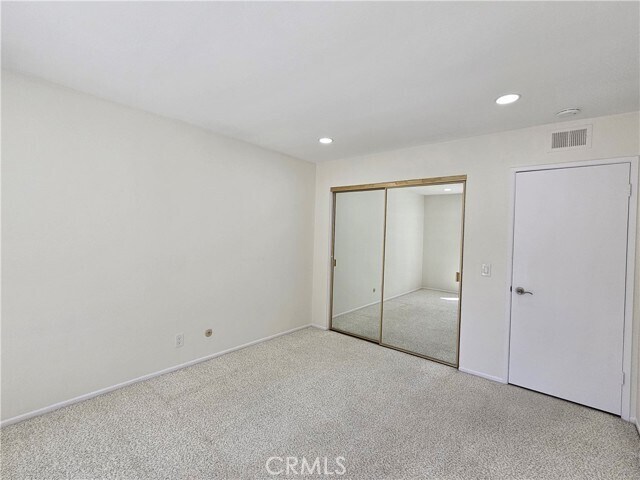 Building Photo - 1812 N Fairgreen Dr