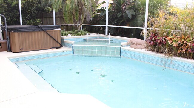 Building Photo - 132 Cambridge Ct