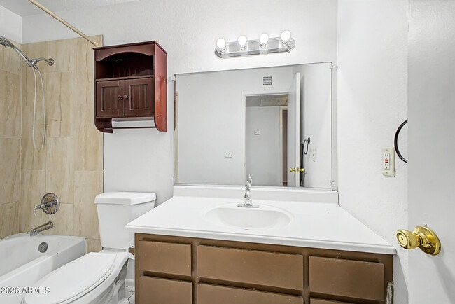 Building Photo - 2931 E Beck Ln