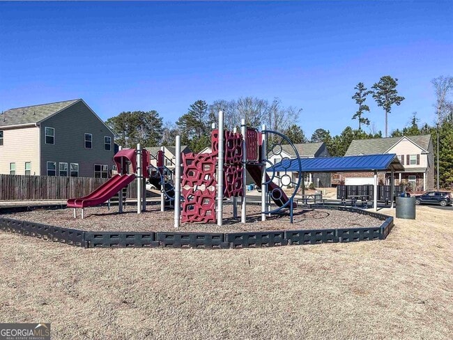 Building Photo - 700 Fitzroy Dr