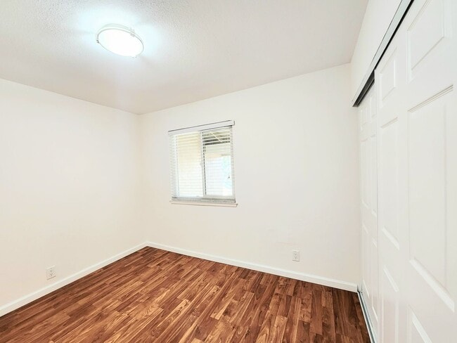 Building Photo - Spacious 4 bedroom in Foster City