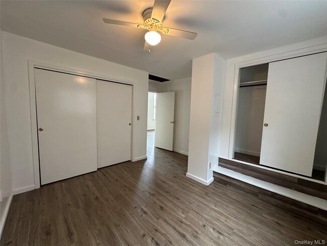 Building Photo - 165 Ulster Ave