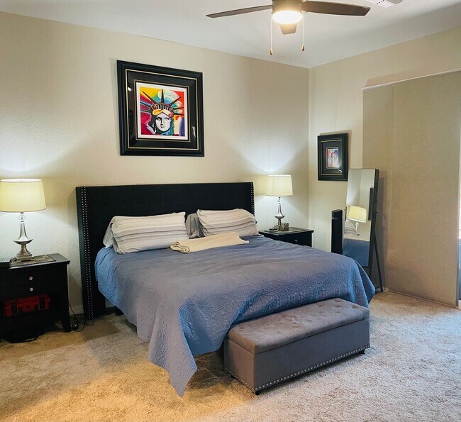 Building Photo - 3835 Portofino Wy