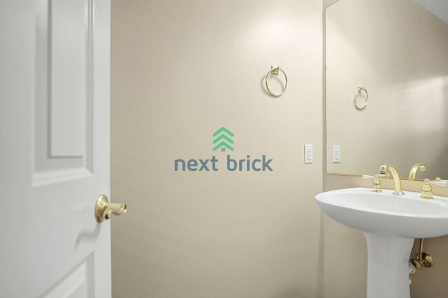 Building Photo - Townhome Available for Rent in Bothell!