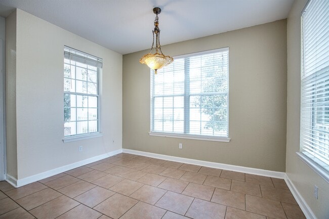 Building Photo - 4266 Park Crossing Tr