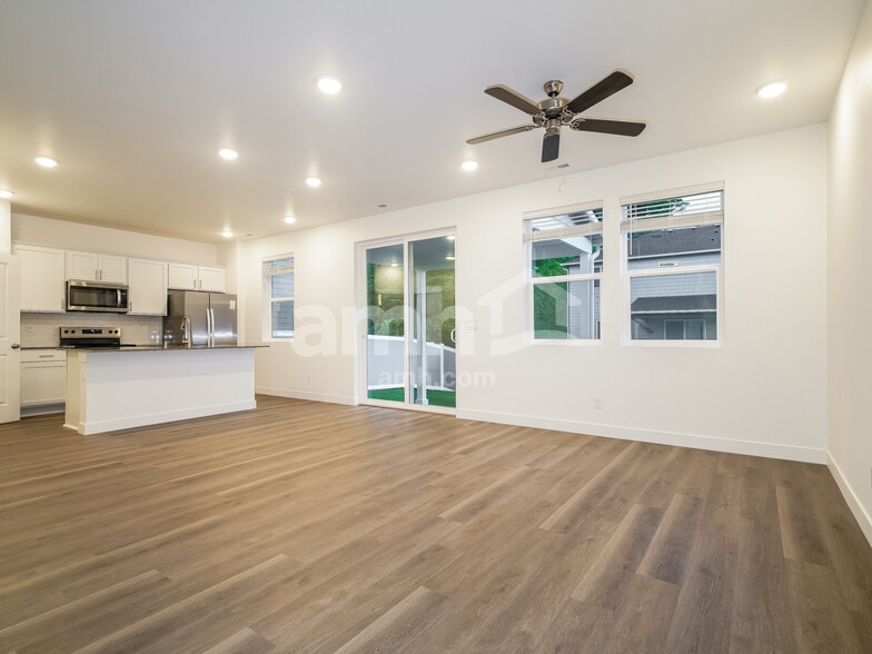 Building Photo - 7809 Verona Loop