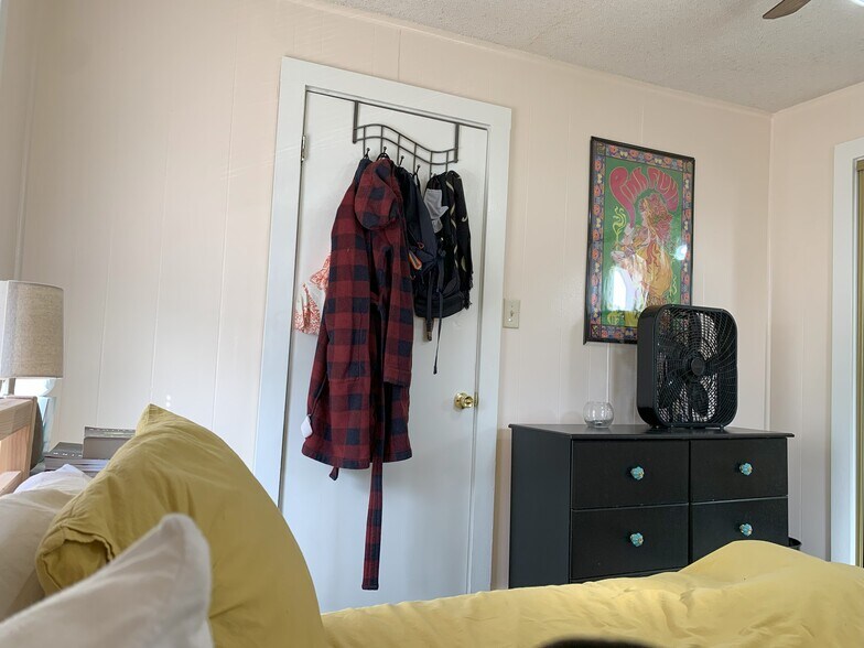 Building Photo - 1329 Connecticut St