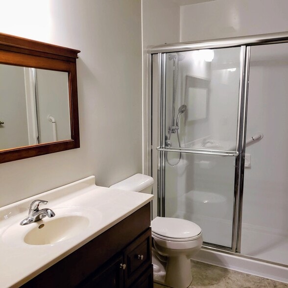 Building Photo - 5411 72nd circle n