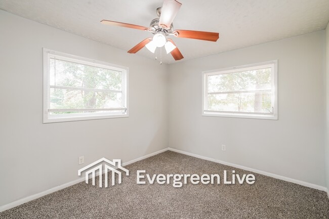 Building Photo - 1602 St Michaels Rd