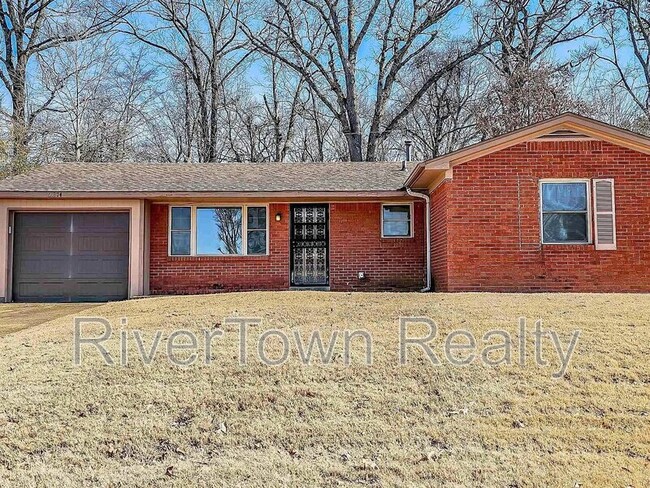 Primary Photo - 2644 Courtney Dr