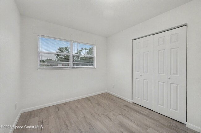 Building Photo - 990 Pinson Blvd