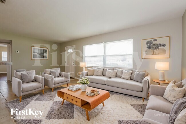 Building Photo - 11525 59th Terrace