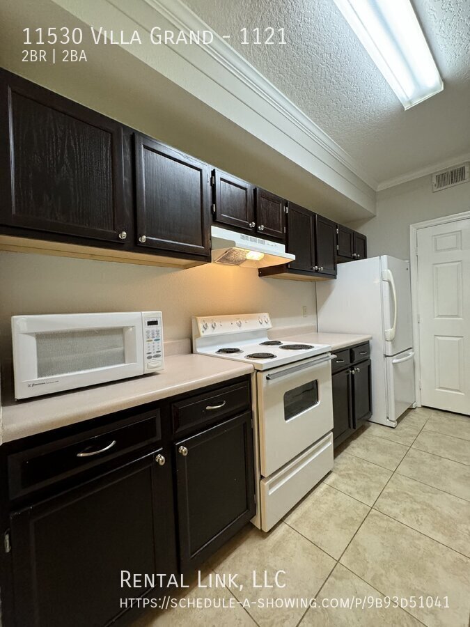 Building Photo - 11530 Villa Grand