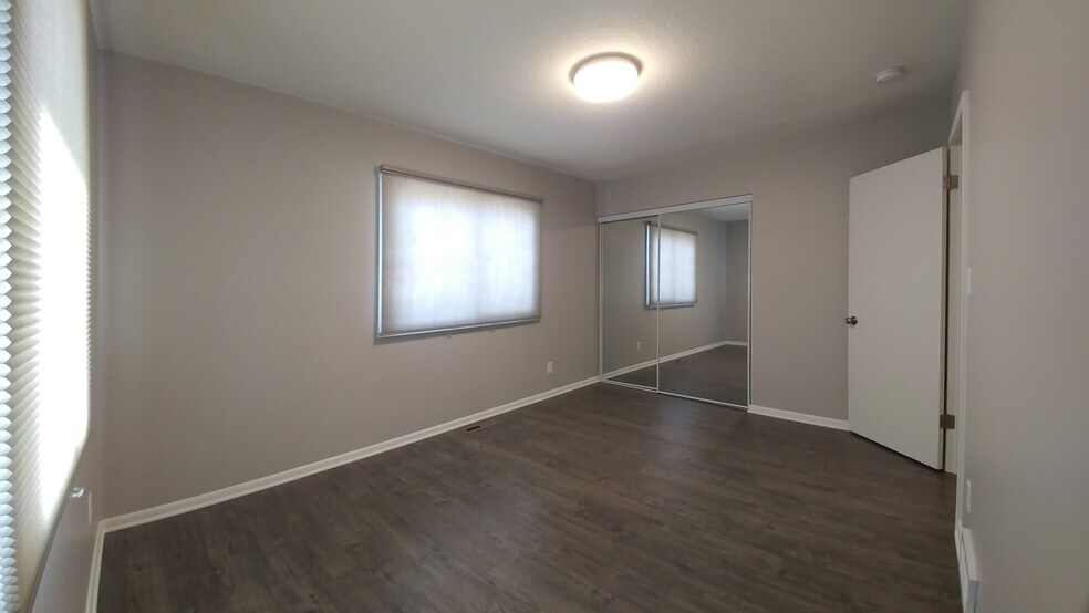 Building Photo - 316 23rd St. SW