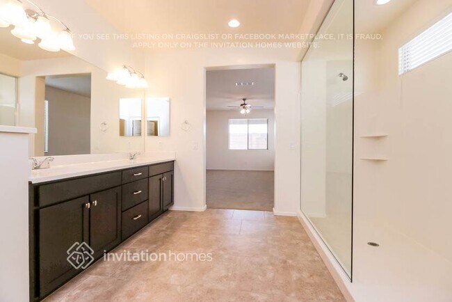 Building Photo - 22475 E Avenida Del Valle Ct