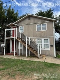 Building Photo - 6908 1/2 NW 42nd Street-Upstairs