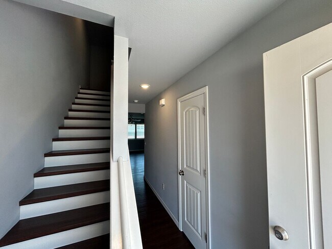 Building Photo - New residents can save $250 on their first month's rent with our move-in special! ?