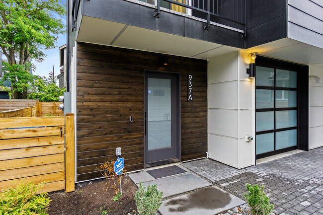 Building Photo - 937A NW 52nd St