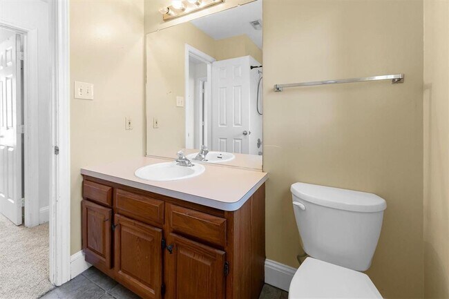 Building Photo - 15614 Lago Villa Dr