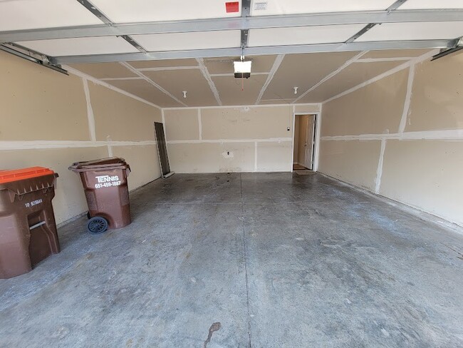 Building Photo - 6953 99th Ct S