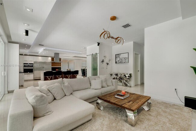 Building Photo - 10629 NW 54th St