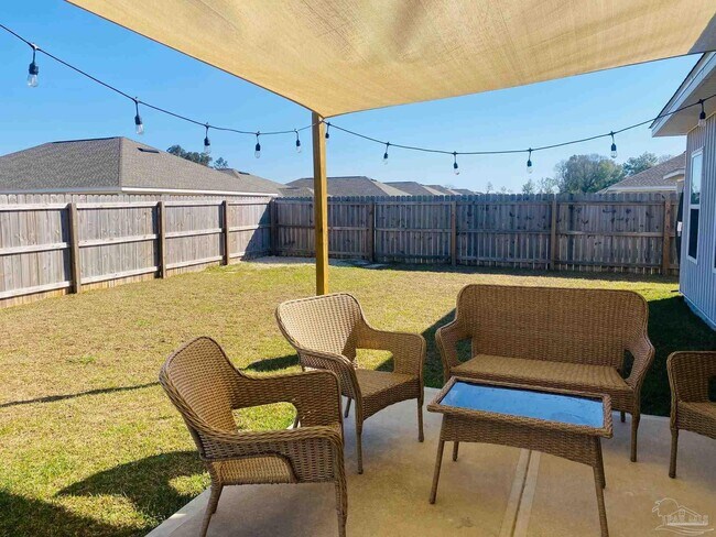 Building Photo - 9668 Sagewood Dr