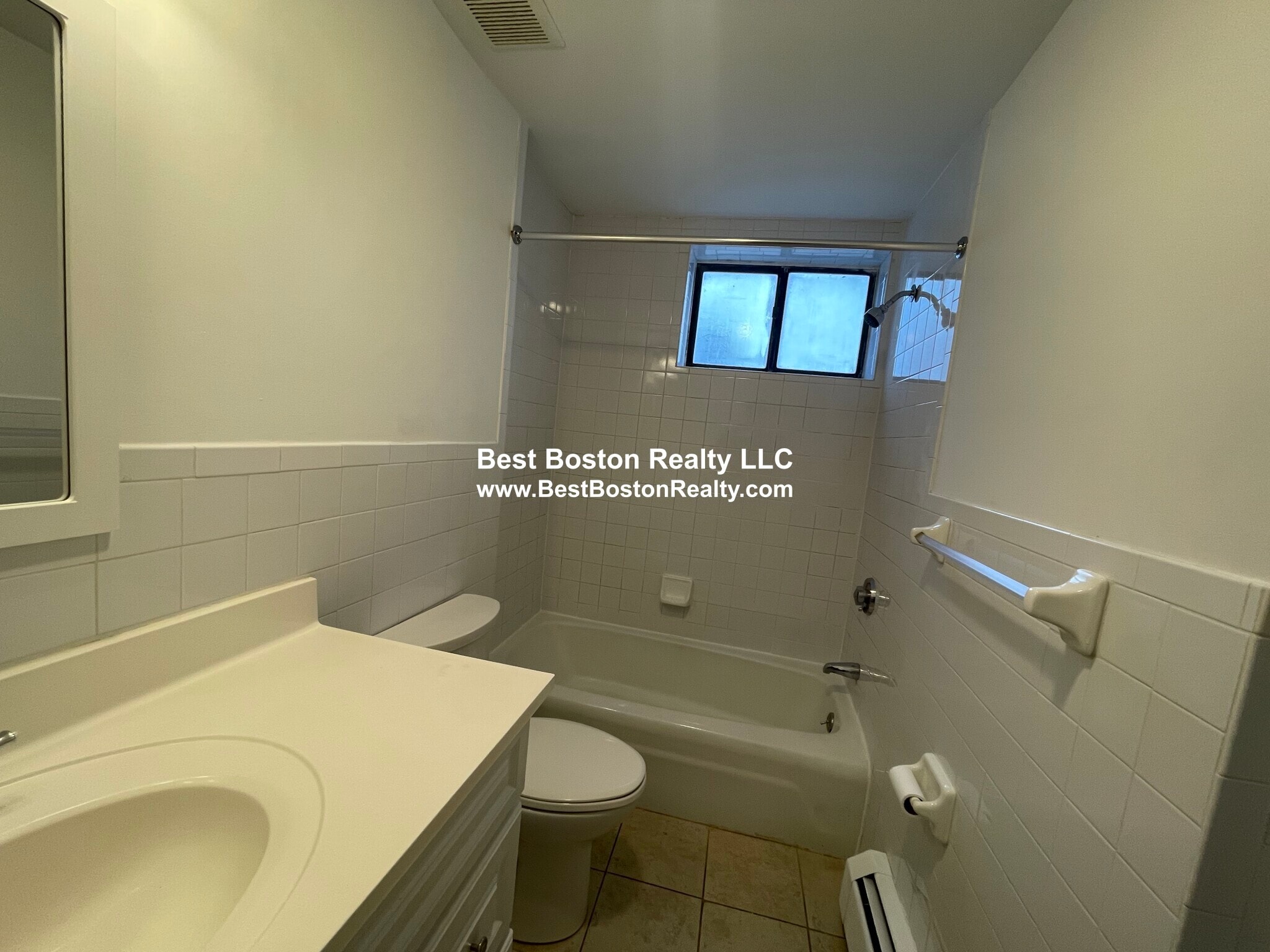 Building Photo - 43 Eleanor St