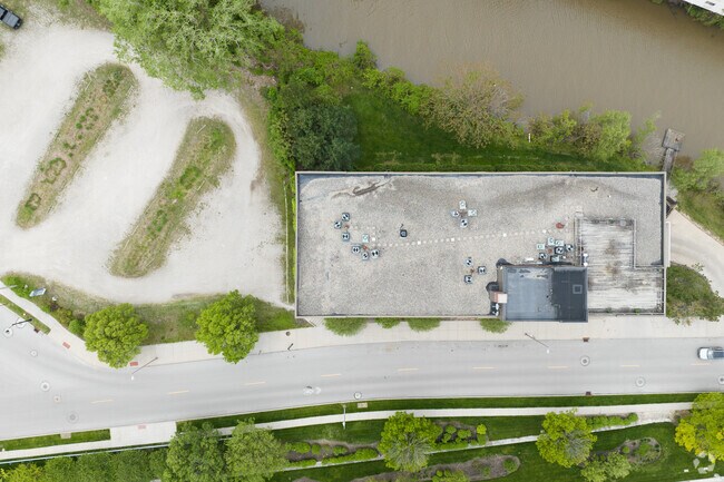 Aerial Photo - 110 Ottawa St