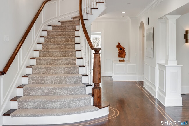 Building Photo - 1421 Oenoke Ridge