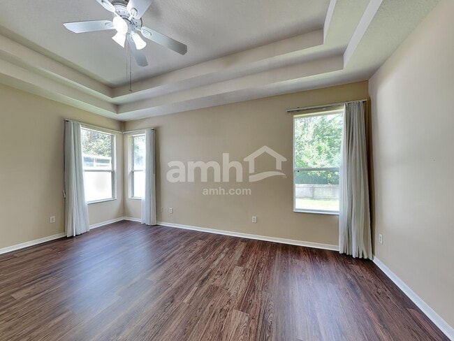 Building Photo - 4812 Sky Blue Dr