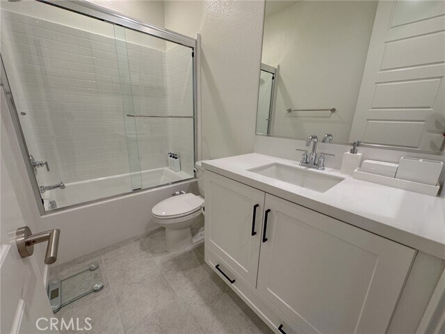 Building Photo - 49 Sanctuary Ln