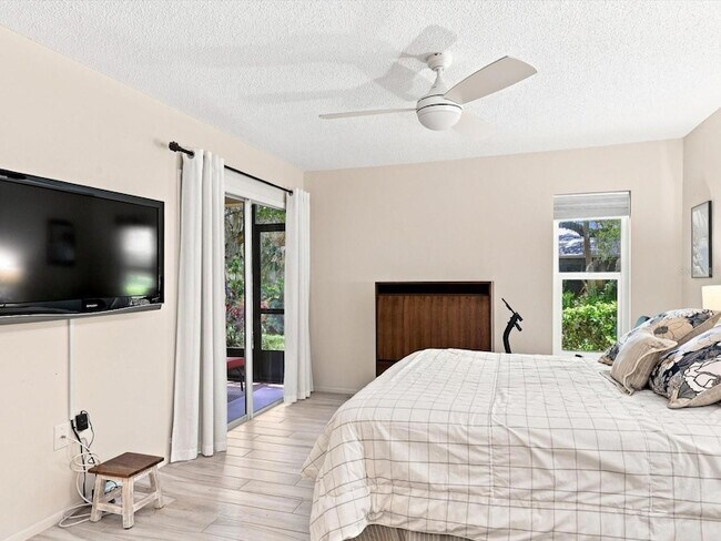 Building Photo - 3450 Tallywood Ln