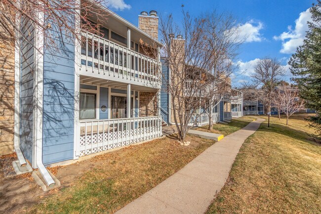 Building Photo - 8335 S Fairmount Dr
