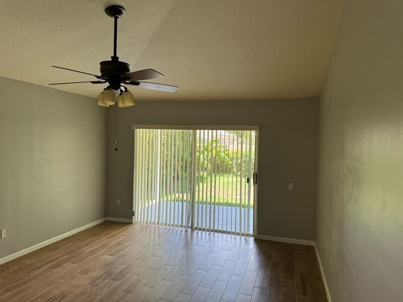 Building Photo - 8080 St Andrews Cir