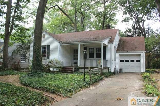 Building Photo - 230 Highland Dr