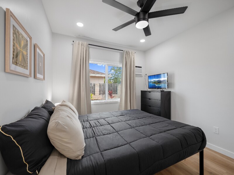 Building Photo - 338 Kalama St