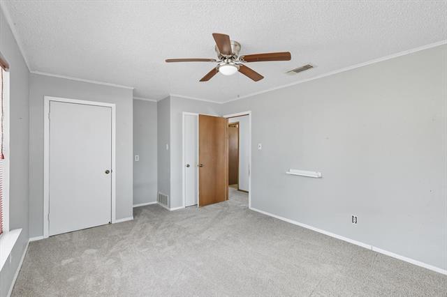 Building Photo - 5702 Teasley Ln