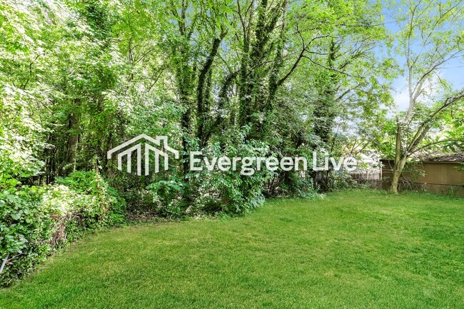 Building Photo - 4302 Vincent St