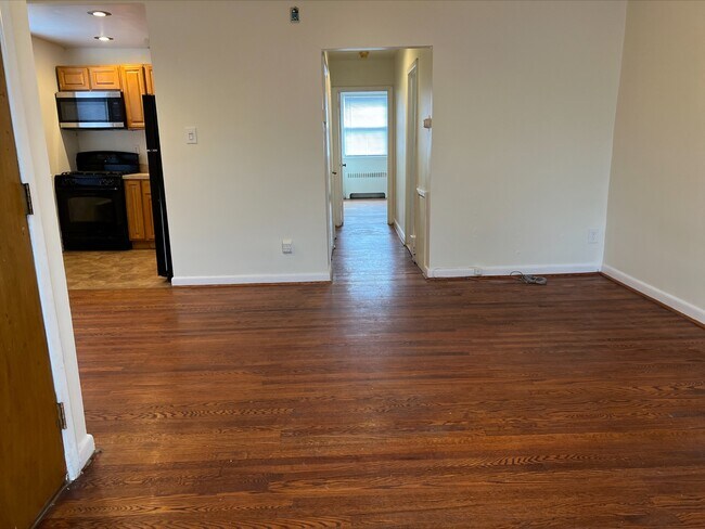 Living to Bedroom Hallway - 158 W Cheltenham Ave