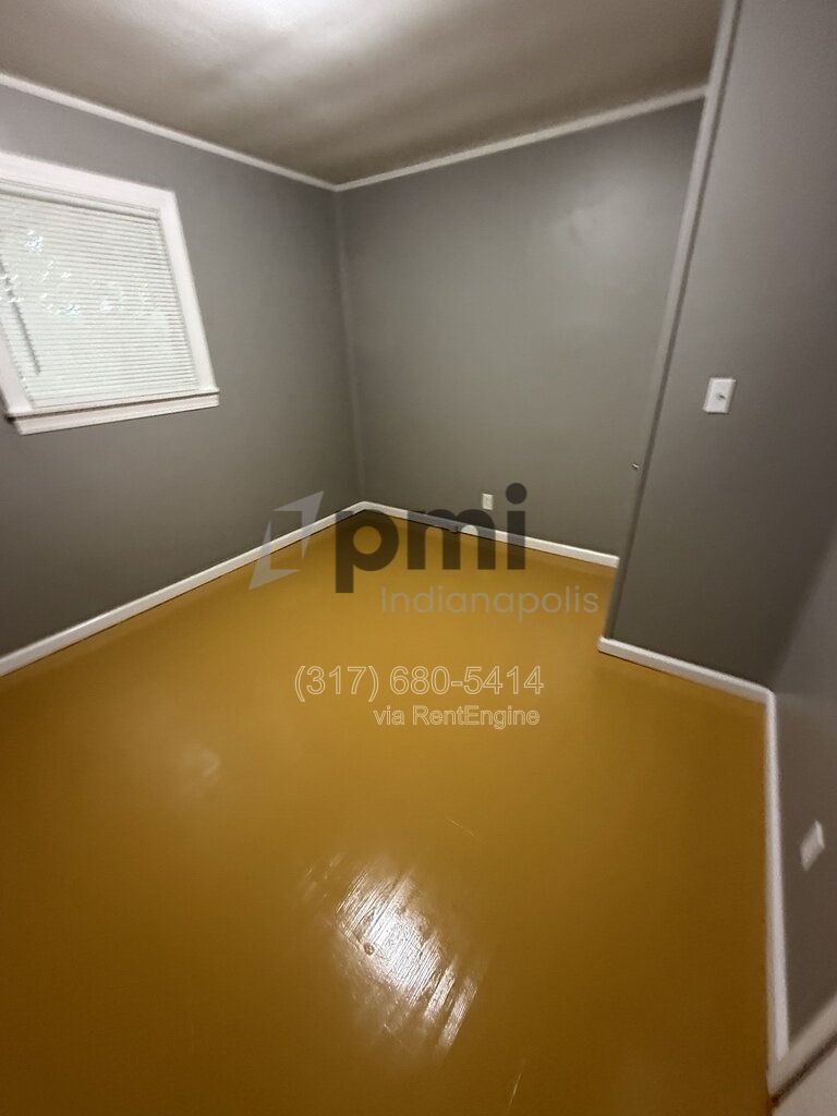 Building Photo - 7387 E 54th St