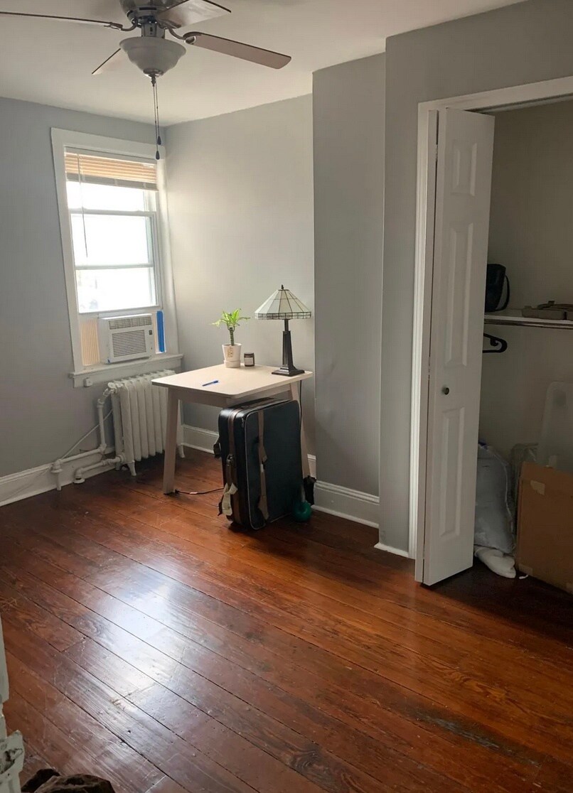 Bedroom 2 - 2118 Fitzwater St